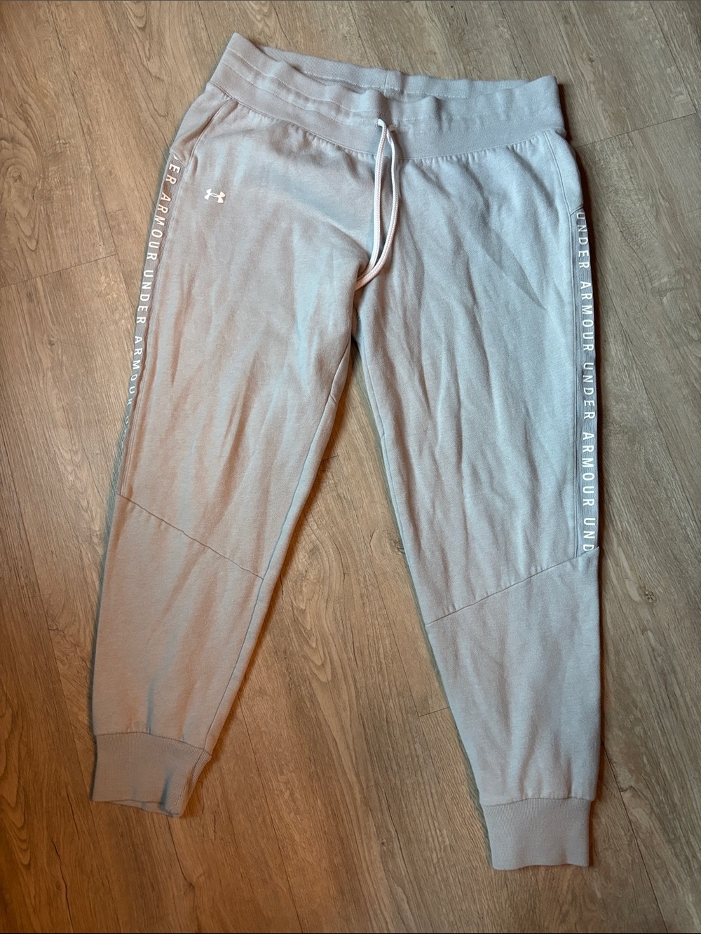 Under Armour woman’s Light Gray Jogger Sweatpants with Side Logo Tape
